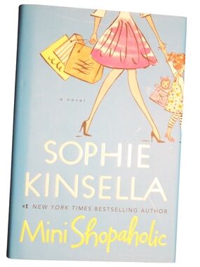 3/$25 🏷 Mini Shopaholic by Sophie Kinsella